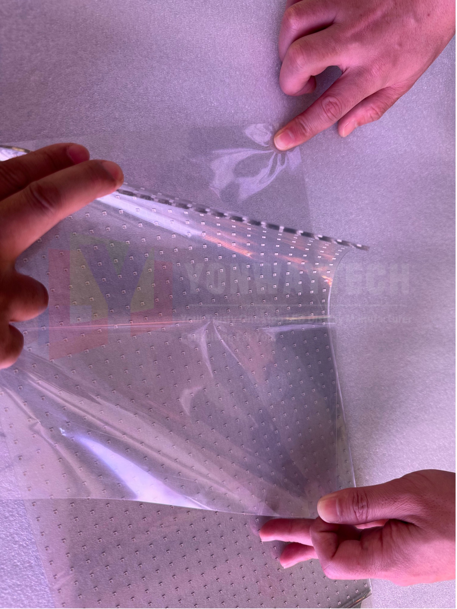 Adhesive Film Transprent Screen P4 P5 P6 P8 P10 Bendable Light Weight LED Display