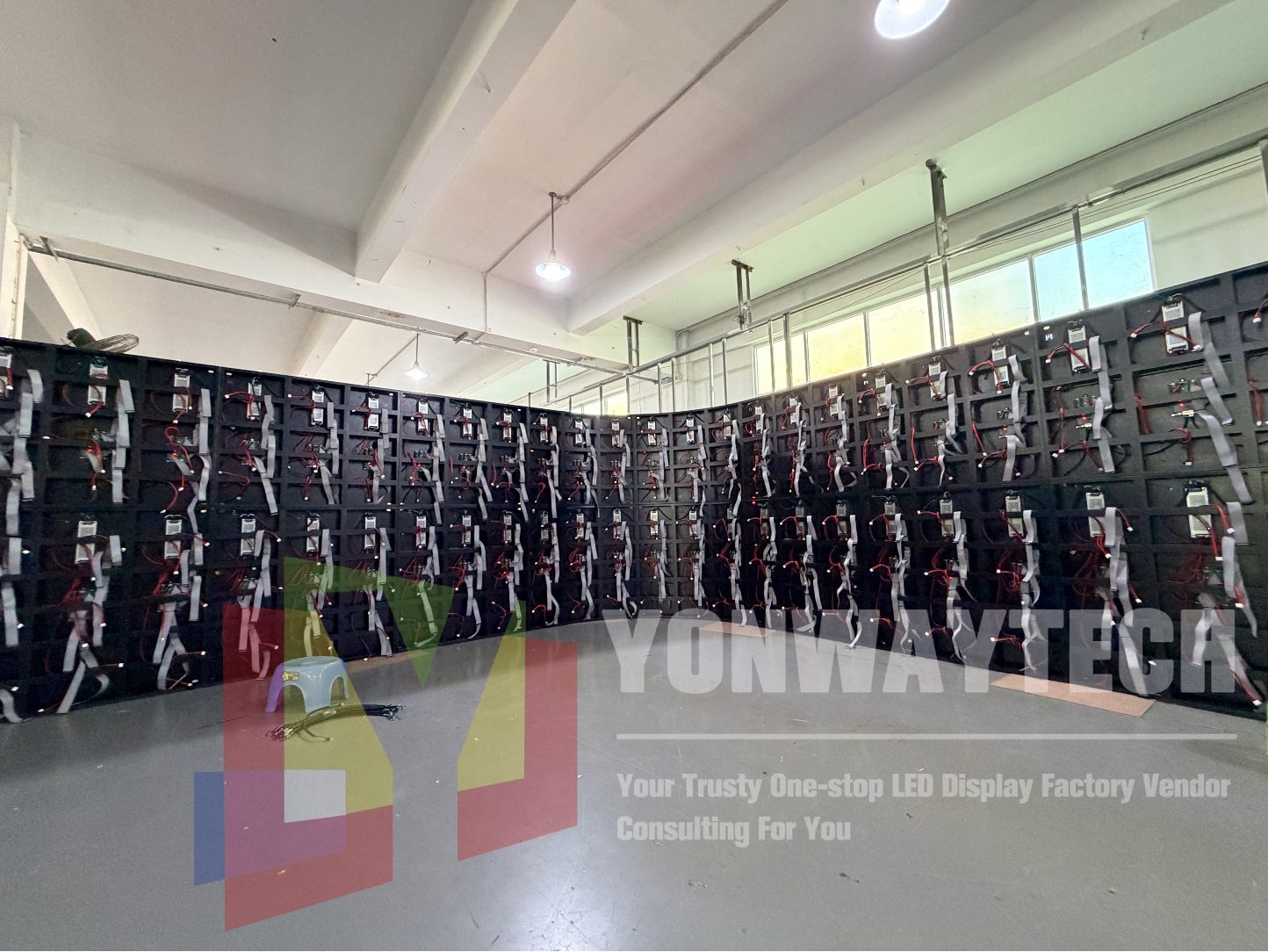 GOB P1.2 P1.5 P1.8 P2 Flexible LED Display Module 320x160mm