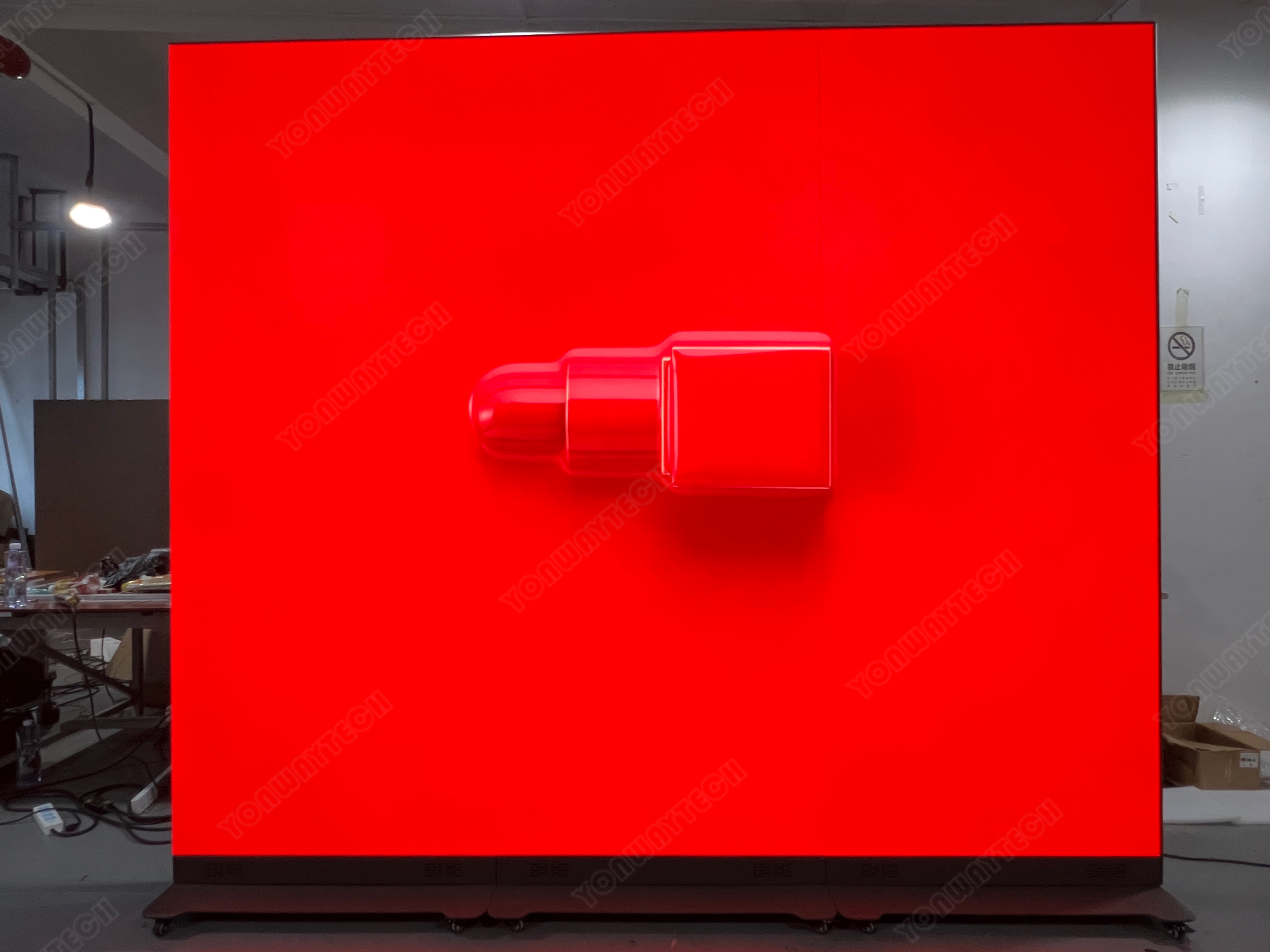https://www.yonwaytech.com/all-in-one-plugplaying-ledposter/